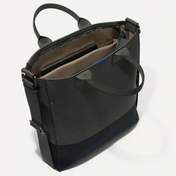 Rothy's Carryall Tote in Forest Green Black - Picture 3 of 11